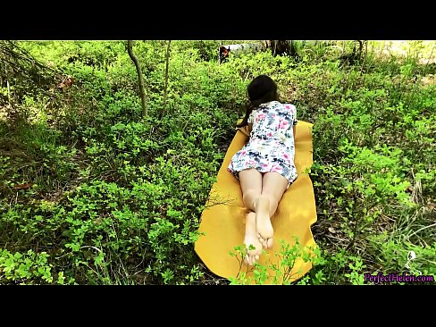❤️ Tinder တွင် သူစိမ်းတစ်ယောက်သည် ကျွန်ုပ်၏ Pussy နှင့် Fucks များကို တောထဲ၌ စိတ်အားထက်သန်စွာ အနိုင်ယူသည်။ Porn ဗီဒီယို my.porn-evooli.ru ️❤